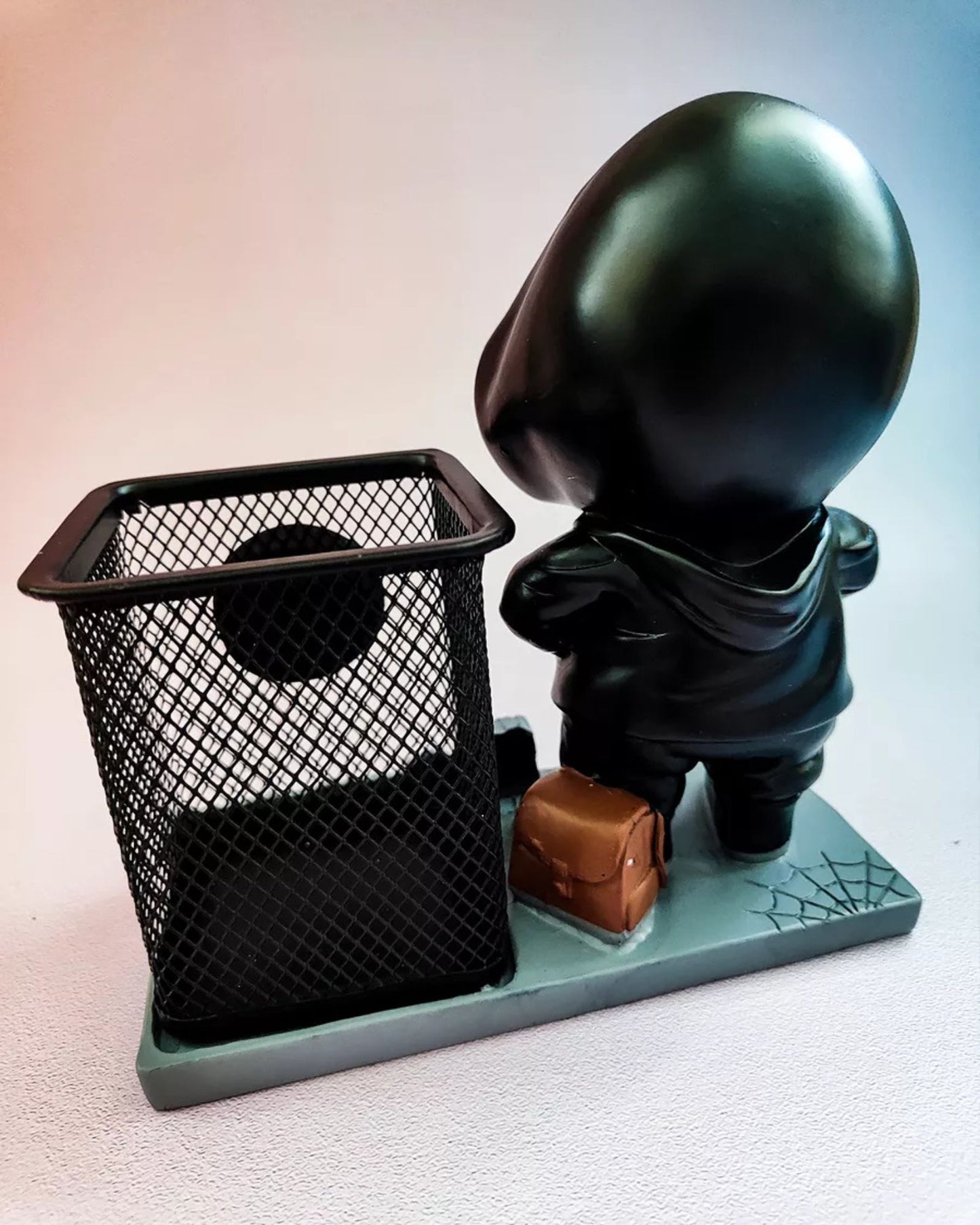 Spidermen Ceramic Pen Stand