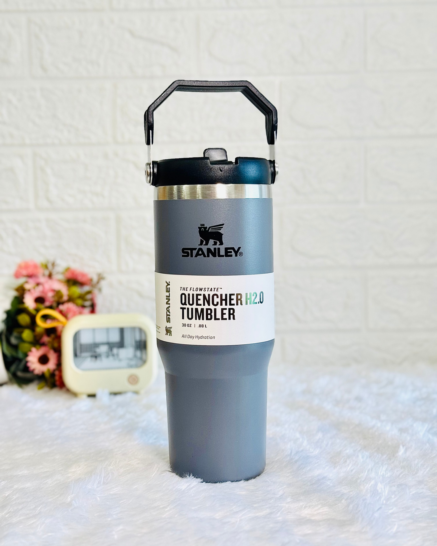 Stanley IceFlow Flip Straw Tumbler