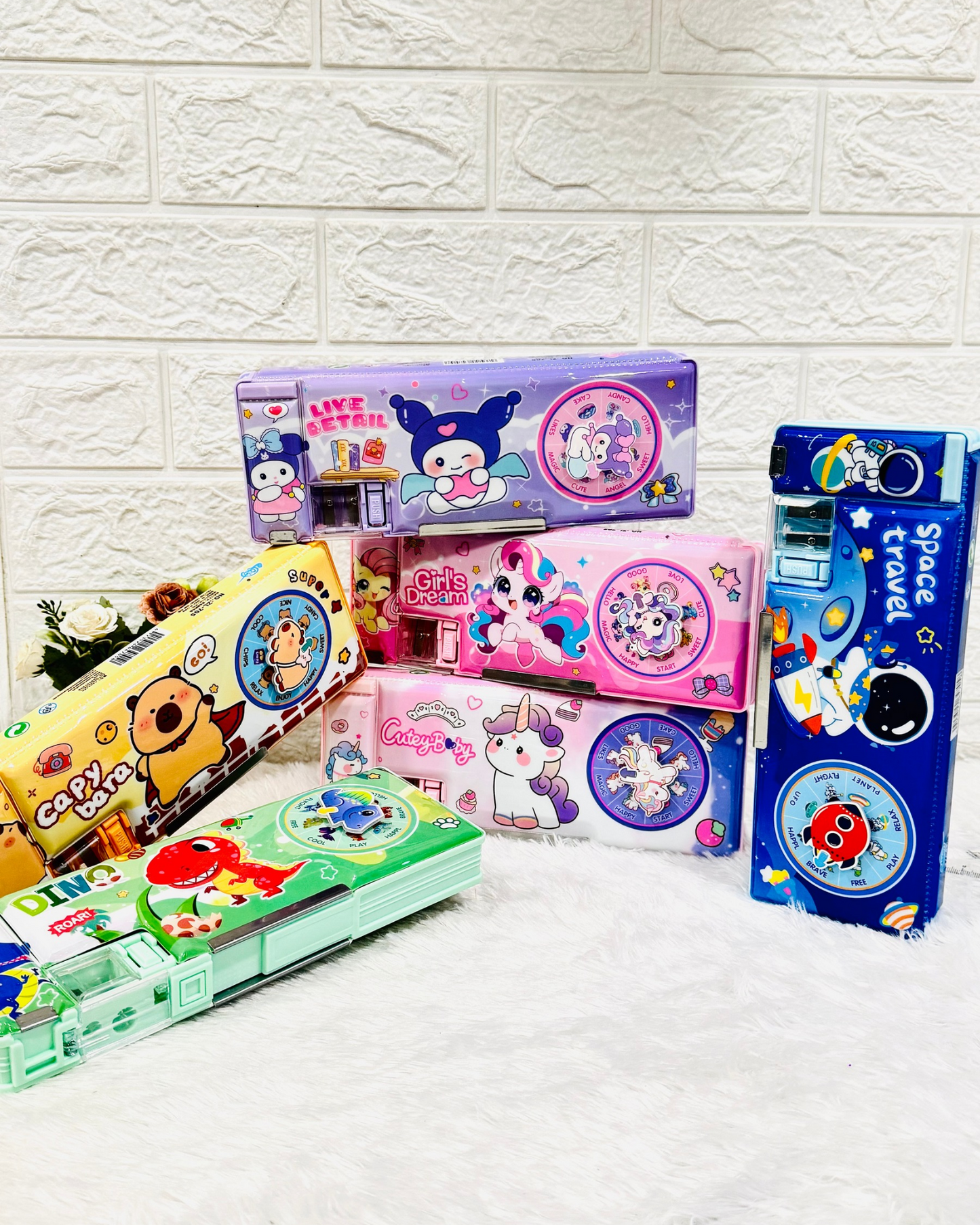 Magnetic Pencil Box With Spinner