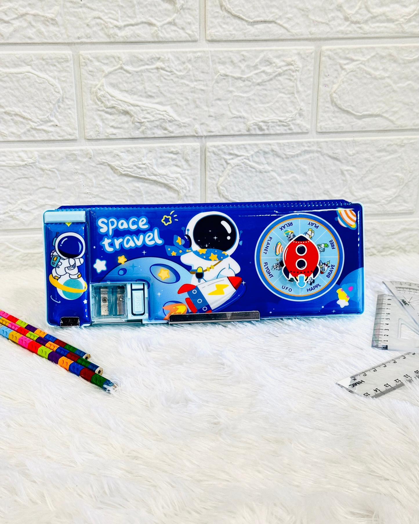 Magnetic Pencil Box With Spinner