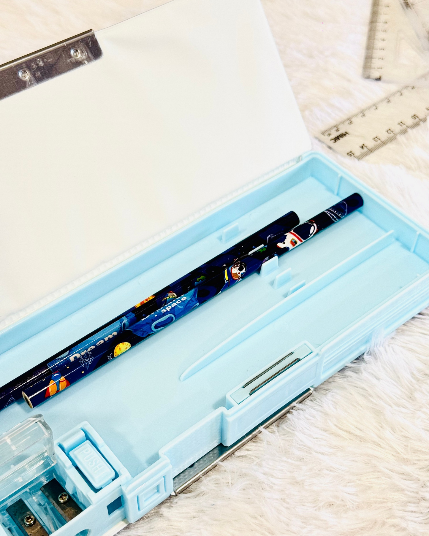 Magnetic Pencil Box With Spinner