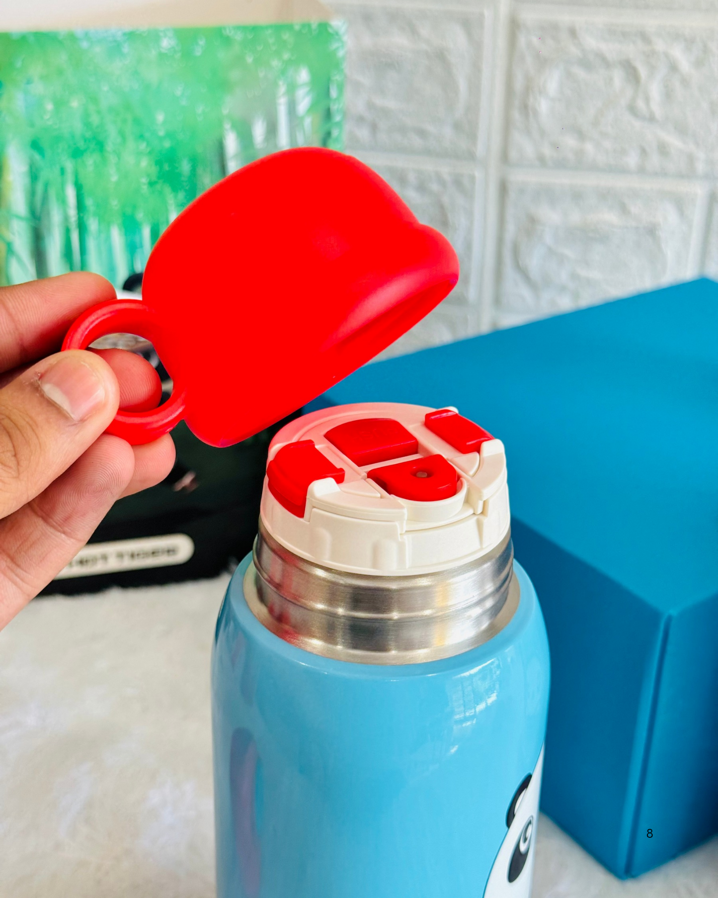 620ml Insulated Bottle With Cover & 3 Caps