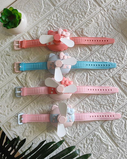 Hello Kitty Wrist Fan